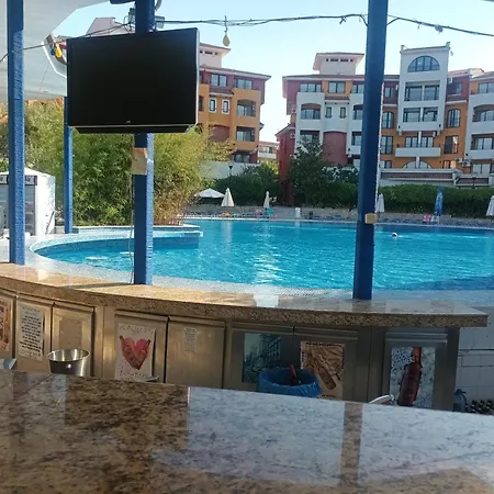 Апартамент Marina Cape 89
