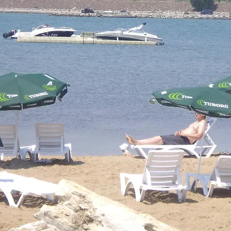 Marina Cape 89 Апартамент