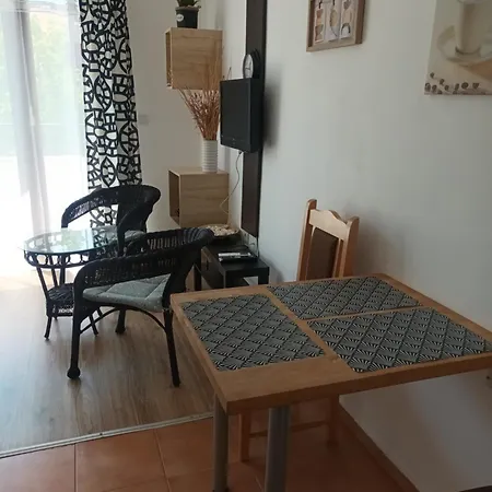 Apartment Marina Cape 89 *